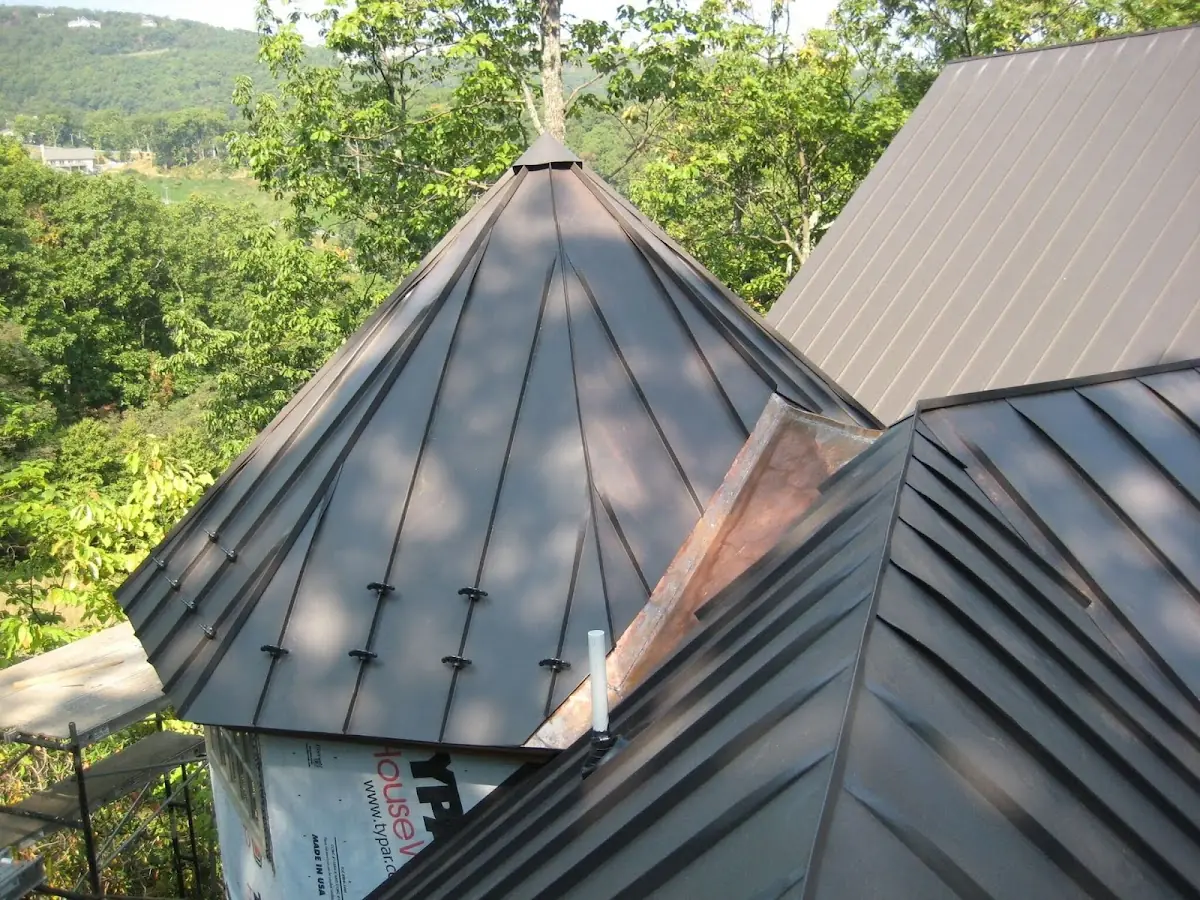 Professional Gutter Cleaning by Craftsman Roofing in Paradise Valley